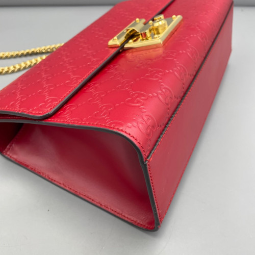 Gucci Medium Padlock Shoulder Bag Guccissima Red