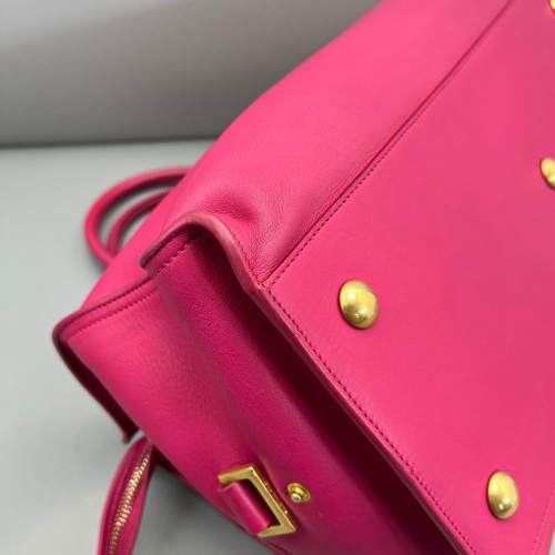 Yves Saint Laurent Medium Cabas Chyc Calfskin Rose