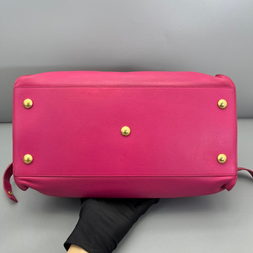 Yves Saint Laurent Medium Cabas Chyc Calfskin Rose