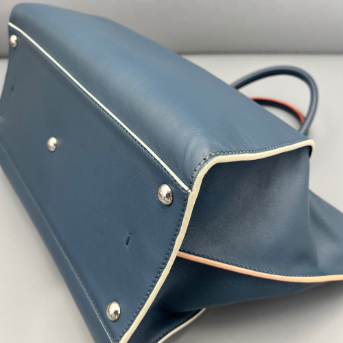 Fendi Regular 3jours Tote Calfskin Blue
