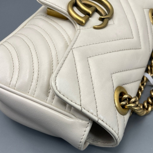 Gucci Chevron Mini GG Marmont Calfskin White Gucci Chevron Mini GG Marmont Calfskin White