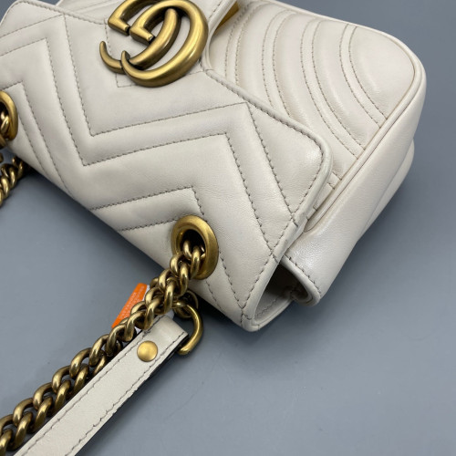Gucci Chevron Mini GG Marmont Calfskin White Gucci Chevron Mini GG Marmont Calfskin White