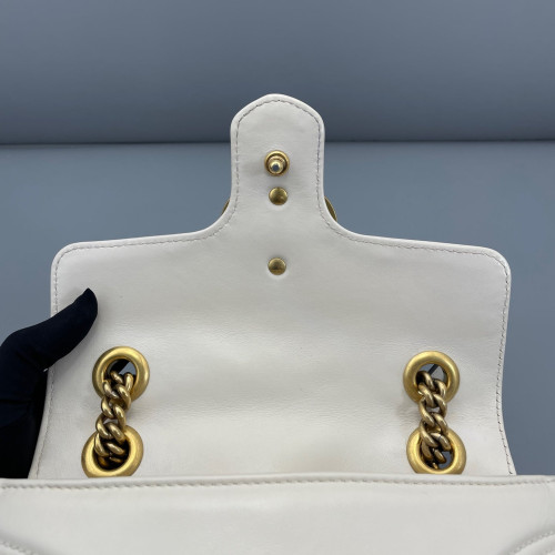 Gucci Chevron Mini GG Marmont Calfskin White Gucci Chevron Mini GG Marmont Calfskin White