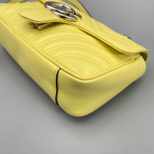 Gucci Chevron Mini GG Marmont Calfskin Light Yellow Gucci Chevron Mini GG Marmont Calfskin Light Yellow