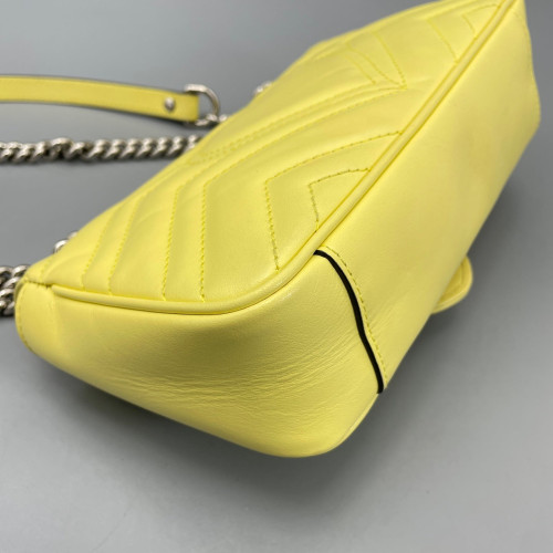 Gucci Chevron Mini GG Marmont Calfskin Light Yellow Gucci Chevron Mini GG Marmont Calfskin Light Yellow