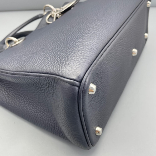 Dior Medium Diorissimo Tote Calfskin Dark Blue