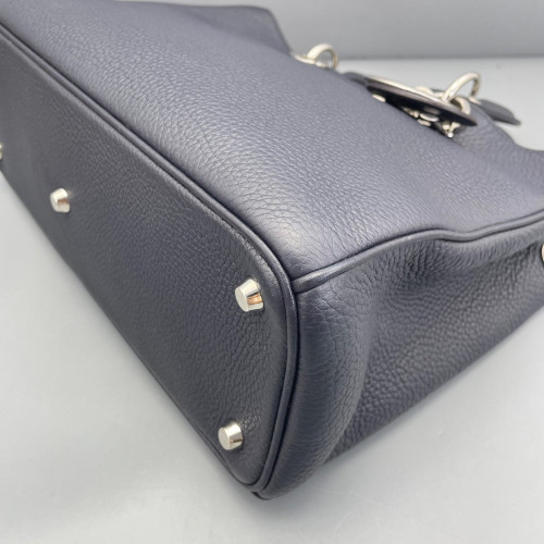 Dior Medium Diorissimo Tote Calfskin Dark Blue