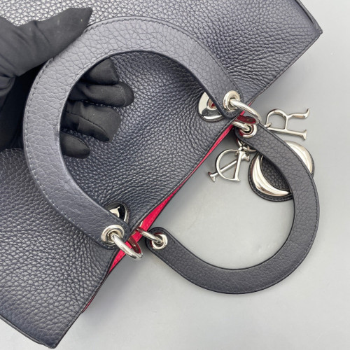 Dior Medium Diorissimo Tote Calfskin Dark Blue