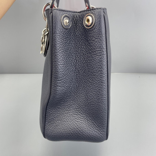 Dior Medium Diorissimo Tote Calfskin Dark Blue