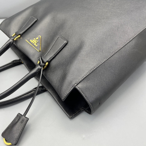 Prada Tote Bag Saffiano Calfskin Black