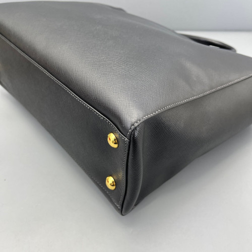 Prada Tote Bag Saffiano Calfskin Black