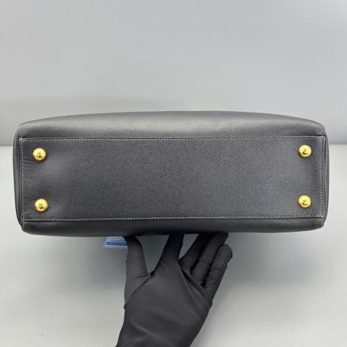 Prada Tote Bag Saffiano Calfskin Black