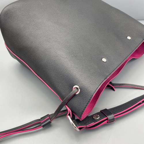 Louis Vuitton Lockme Bucket Calfskin Black