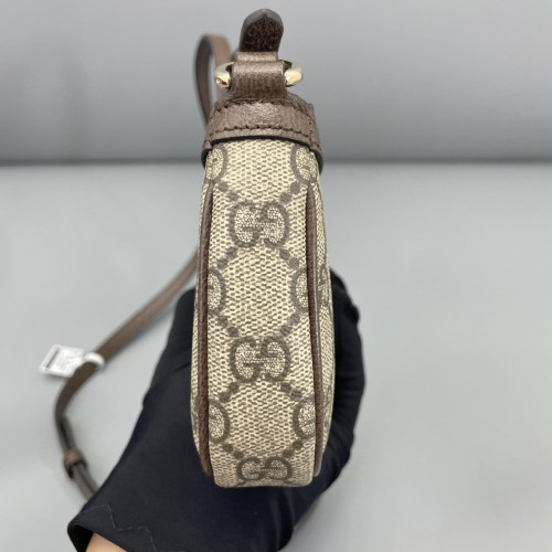 Gucci Crossbody Bag GG Supreme Monogram Beige Ebony Beige Gucci Crossbody Bag GG Supreme Monogram Beige Ebony Beige