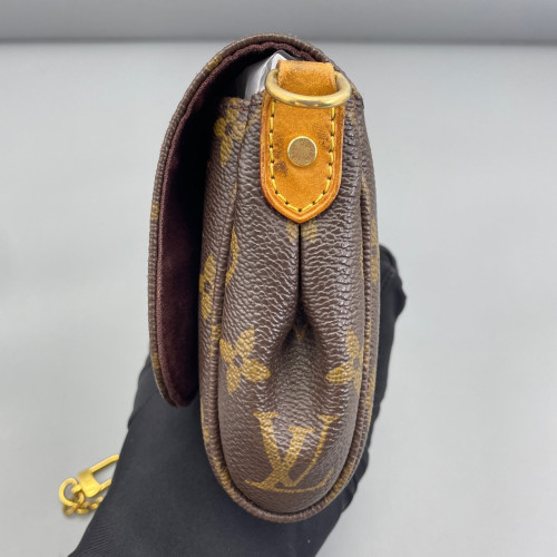 Louis Vuitton Favorite PM Monogram Brown