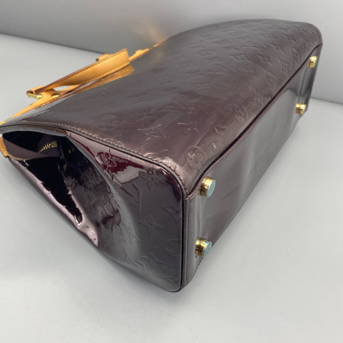 Louis Vuitton Brea GM Vernis Amarante