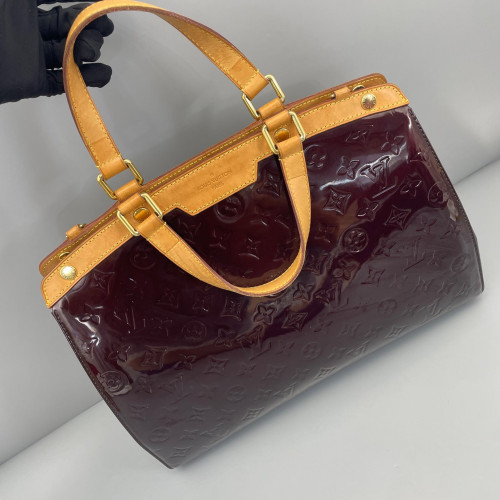 Louis Vuitton Brea GM Vernis Amarante