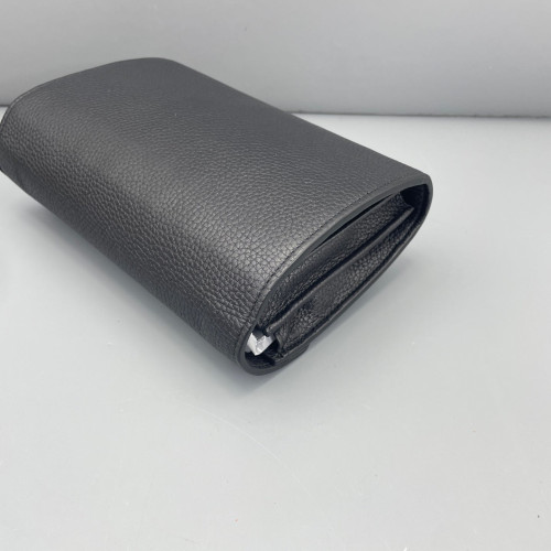 Gucci GG Marmont Chain Wallet Grained Calfskin Black Gucci GG Marmont Chain Wallet Grained Calfskin Black