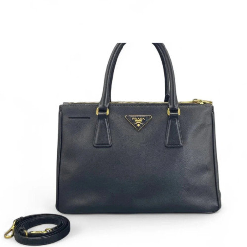 Prada Medium Galleria Double Zip Tote Saffiano Calfskin Black Prada Medium Galleria Double Zip Tote Saffiano Calfskin Black