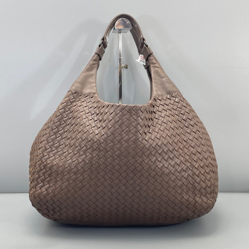 Bottega Veneta Medium Veneta Hobo Calfskin Intrecciato Brown