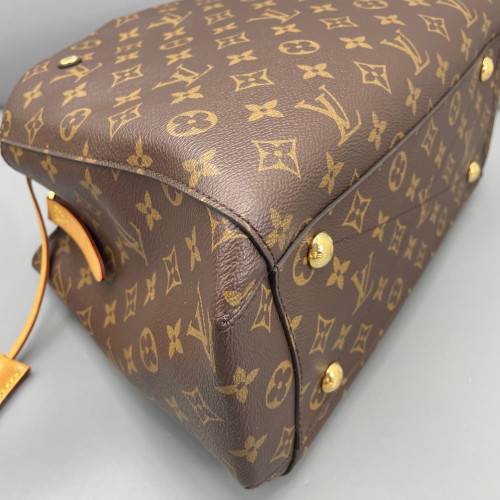 Louis Vuitton Montaigne MM Monogram Brown