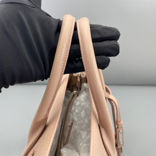 Yves Saint Laurent Medium Sac De Jour Grained Calfskin Nude Pink