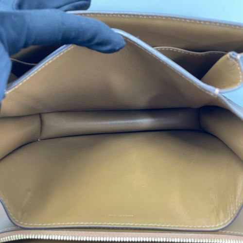 Celine Medium Classic Box Smooth Calfskin Tan Celine Medium Classic Box Smooth Calfskin Tan
