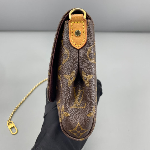 Louis Vuitton Favorite MM Monogram Brown