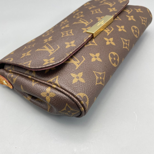 Louis Vuitton Favorite MM Monogram Brown