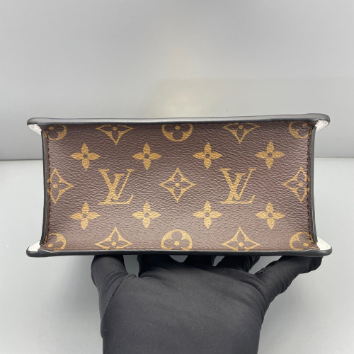 Louis Vuitton Spring Street Vernis Black
