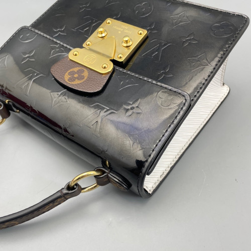 Louis Vuitton Spring Street Vernis Black