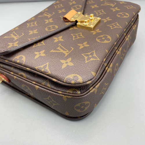 Louis Vuitton Pochette Metis Monogram Brown