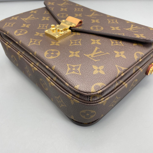 Louis Vuitton Pochette Metis Monogram Brown