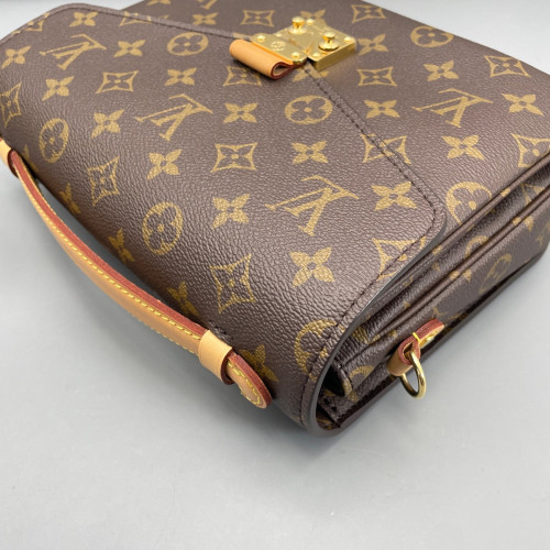 Louis Vuitton Pochette Metis Monogram Brown
