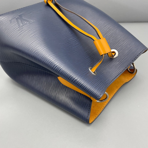 Louis Vuitton Neonoe BB Epi Blue