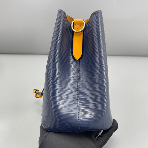 Louis Vuitton Neonoe BB Epi Blue