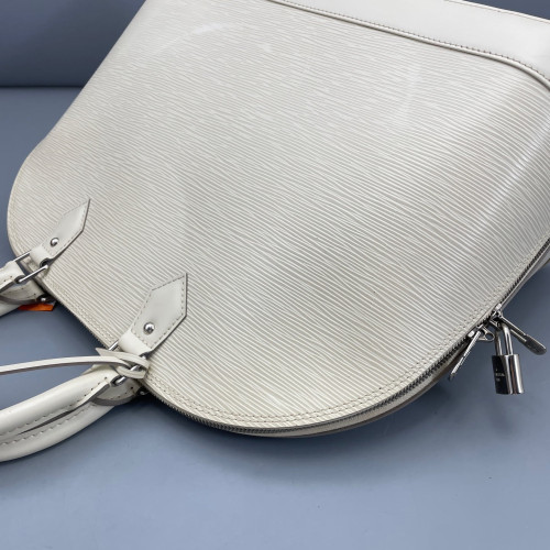 Louis Vuitton Alma GM Epi White