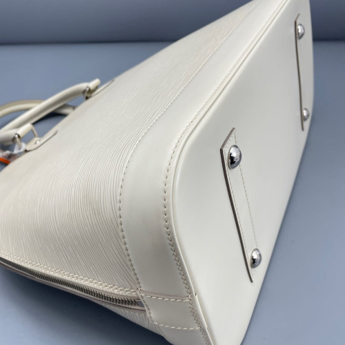 Louis Vuitton Alma GM Epi White