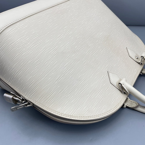 Louis Vuitton Alma GM Epi White