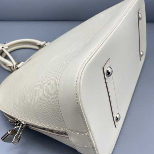 Louis Vuitton Alma GM Epi White