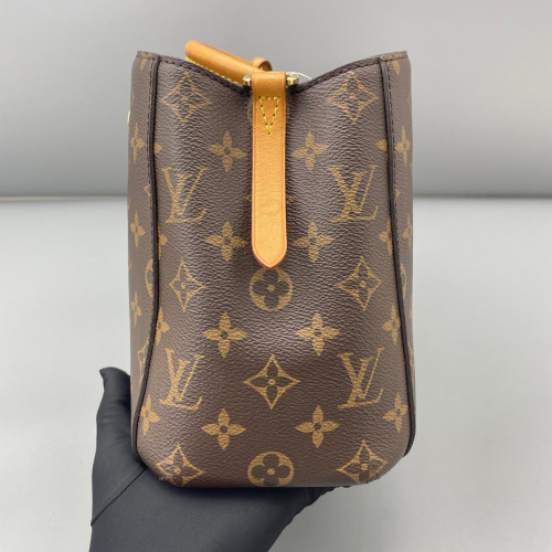 Louis Vuitton Montaigne BB Monogram Brown