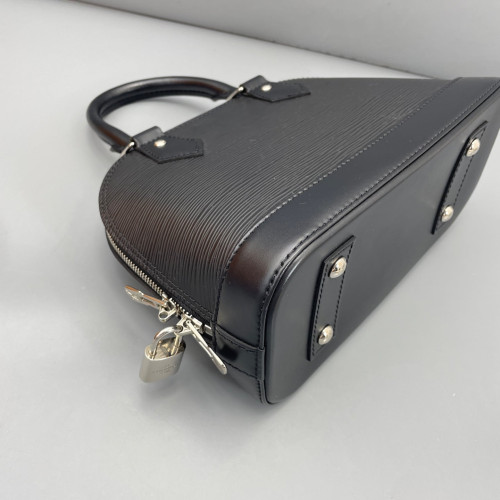Louis Vuitton Alma BB Epi Black