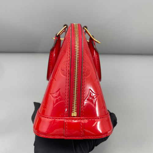 Louis Vuitton Alma BB Vernis Red Louis Vuitton Alma BB Vernis Red