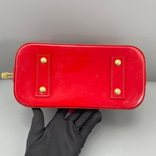 Louis Vuitton Alma BB Vernis Red Louis Vuitton Alma BB Vernis Red