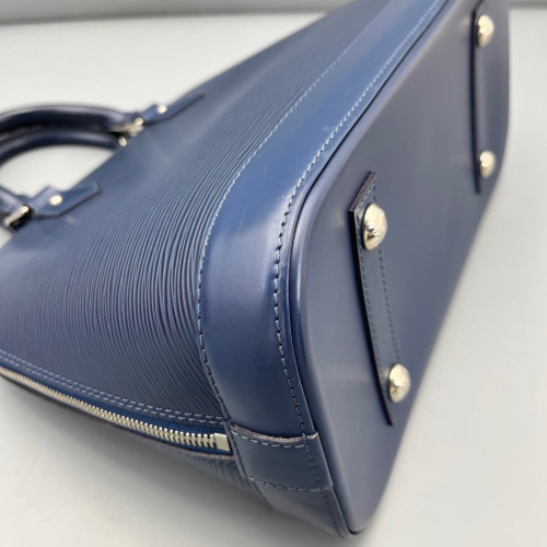 Louis Vuitton Alma PM Epi Blue