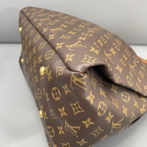 Louis Vuitton Artsy MM Monogram Brown