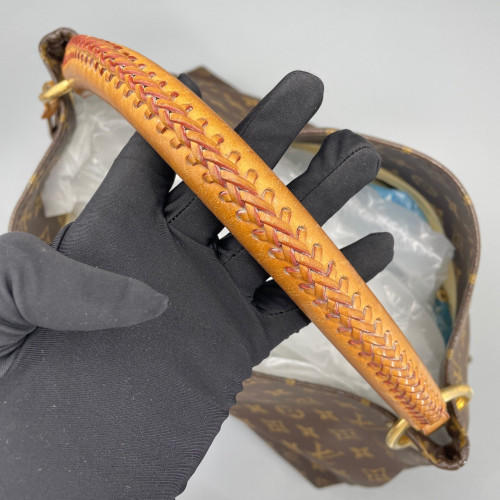Louis Vuitton Artsy MM Monogram Brown