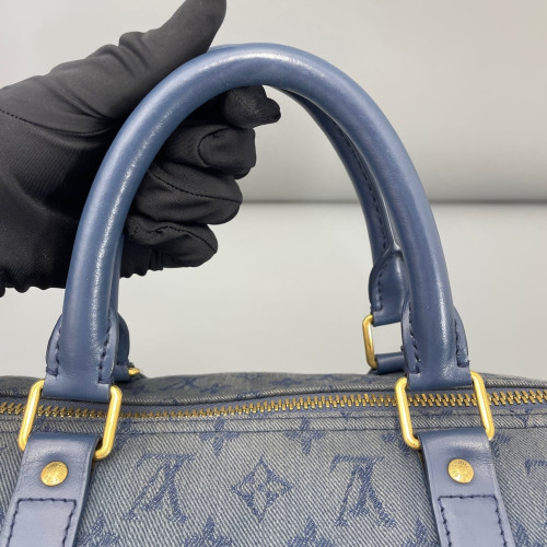 Louis Vuitton Keepall Bandouliere 50 Monogram Blue