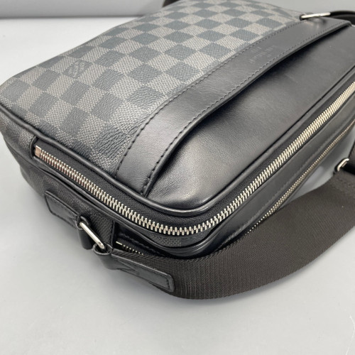 Louis Vuitton Trocadero 27 Damier Graphite Black