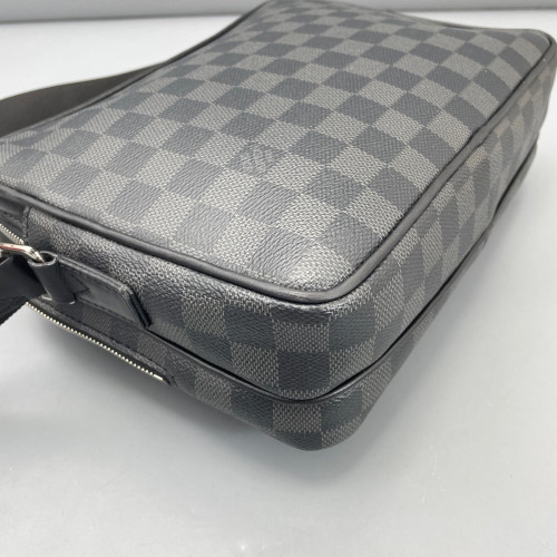 Louis Vuitton Trocadero 27 Damier Graphite Black